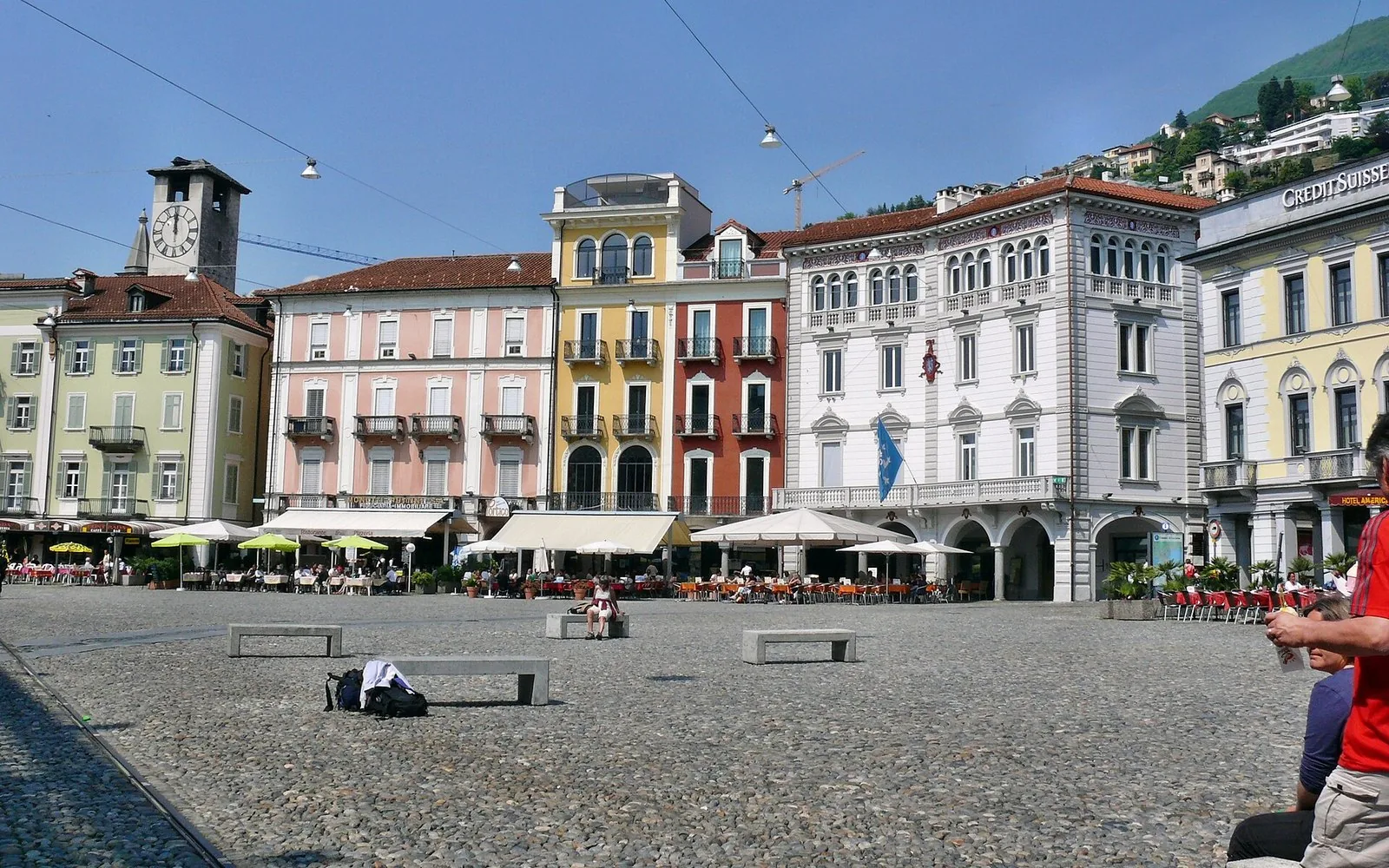 Piazza Grande a Locarno vista dai portici, il luogo delle proiezioni serali